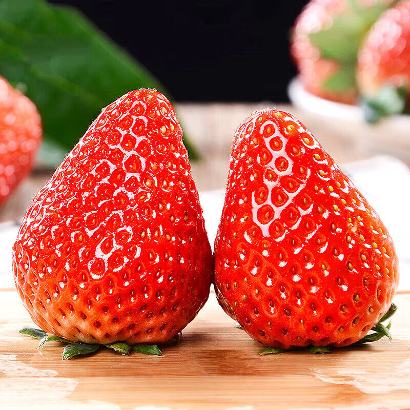 丹东草莓礼盒99红颜草莓精美礼盒产地直发