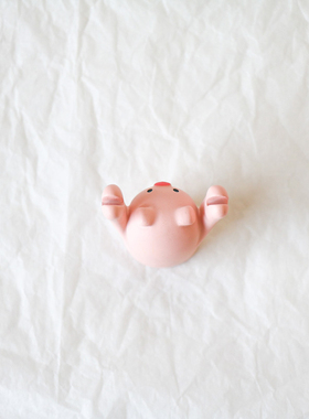 创意呆萌可爱双手举牌小猪留言夹名片夹便条夹照片夹桌面摆件礼物