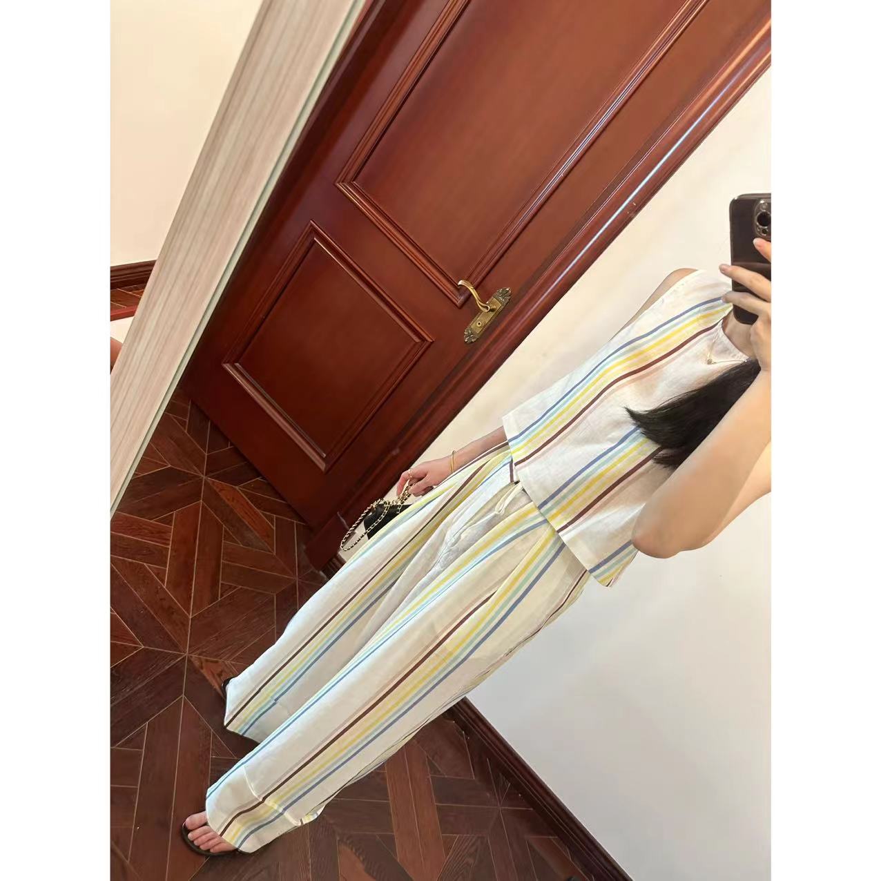 现货~ 一眼爱!hi~d水洗阳光彩色条纹亚麻套装 背心/卷边阔腿裤 - 图1