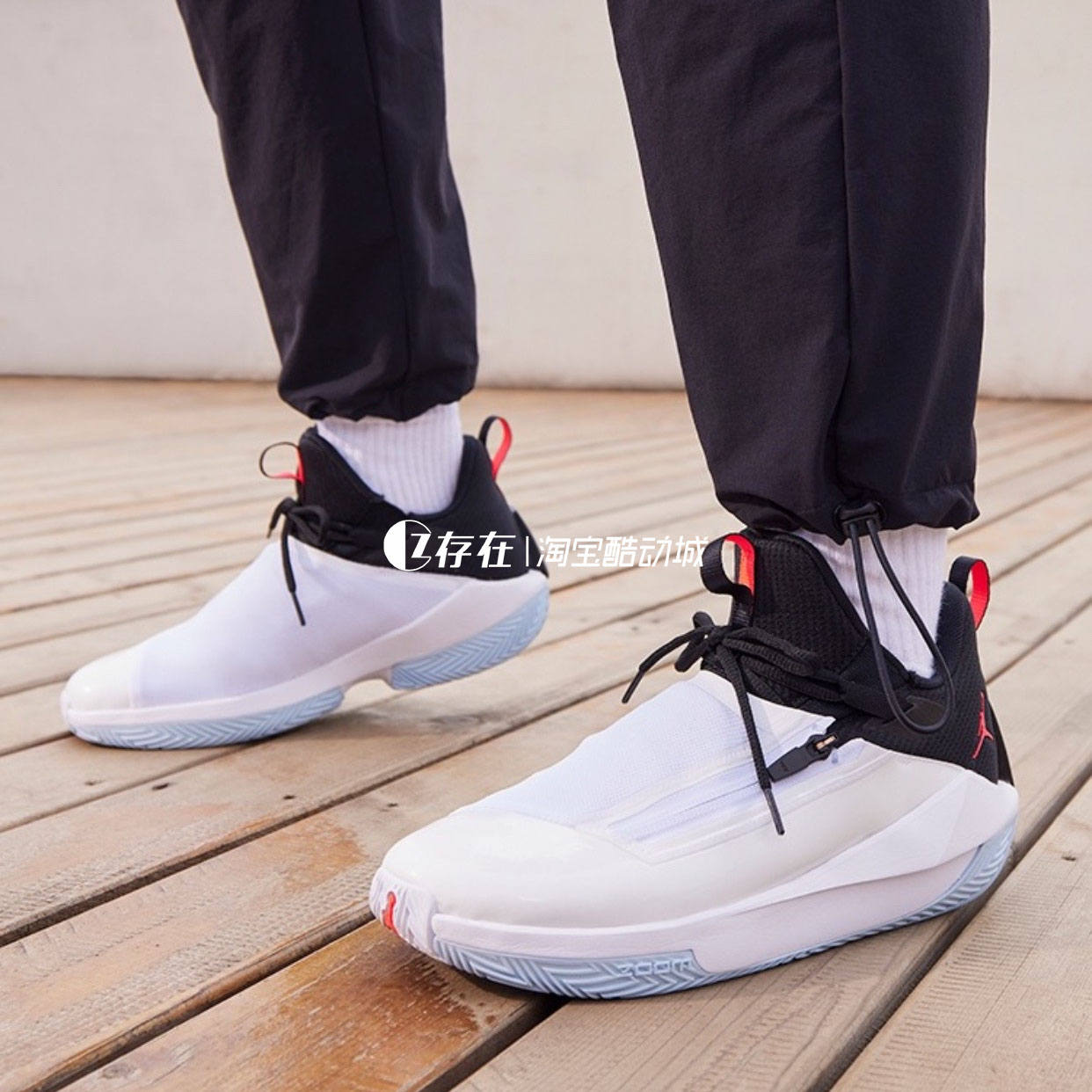 Air Jordan Jumpman Hustle PF男子气垫黑白实战篮球鞋AQ0394-100-图0