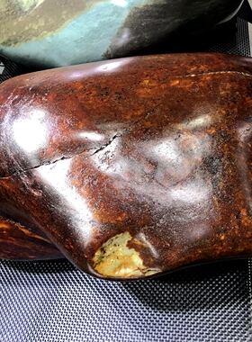 秋梨皮羊脂籽玉新疆男籽料原石