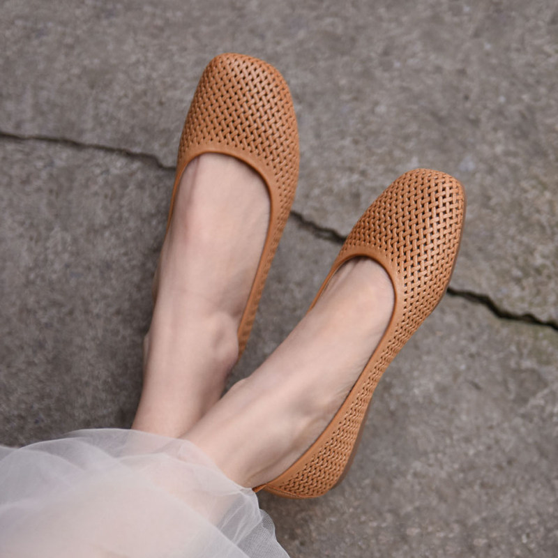 Artmu阿木镂空单鞋女平底舒适百搭妈妈鞋一脚蹬奶奶鞋2024新款