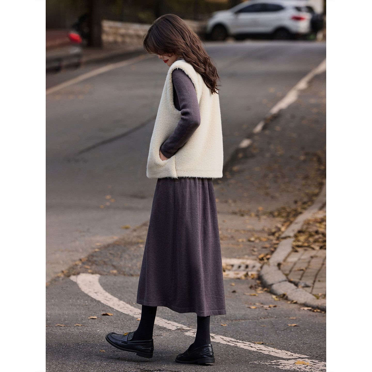 苏醒的乐园纯色温柔无袖仿皮草马甲2025年冬季新款外套上衣女装,淘宝优惠券,粉丝福利购,淘宝优惠卷