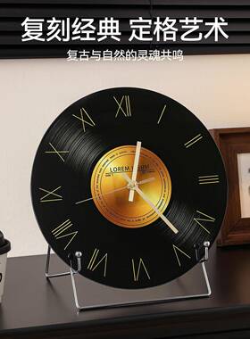 中古风复古黑胶唱片桌面时钟摆件客厅餐边电视柜意式极简装饰座钟