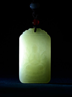 双面雕刻和本命佛玉吊坠和田玉