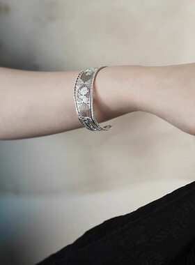 亚马逊跨境专供新中式栀子纤维开口手镯女2025年轻奢高级感手环