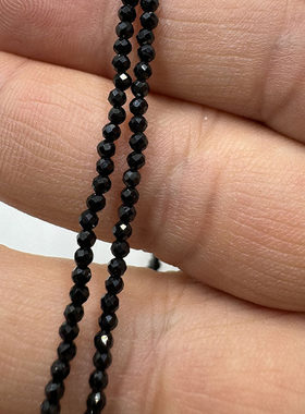 天然黑尖晶2mm足球切割锁骨项链女颈饰闺蜜礼物