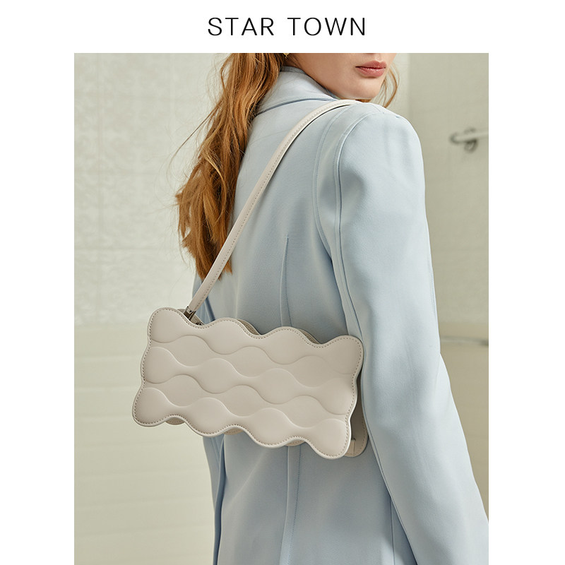 张馨予推荐startown2021女包法棍包 startown女士包袋