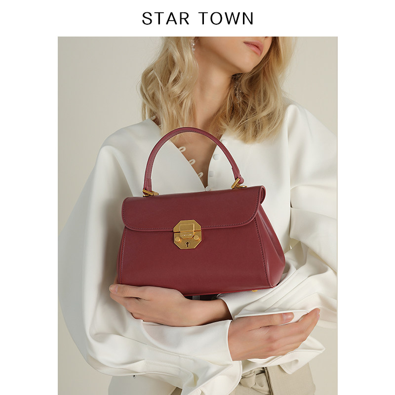startown质感女小众设计红色手提包 startown女士包袋