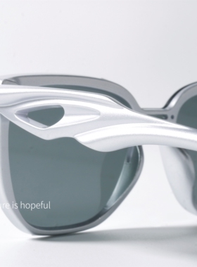 连体一片式设计UV400小众墨镜