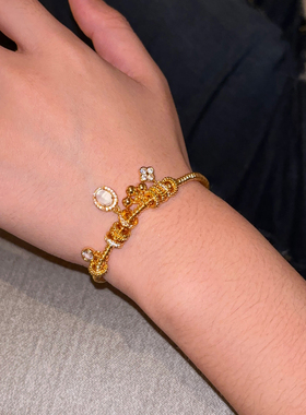 龙心盘缠四叶草手链女