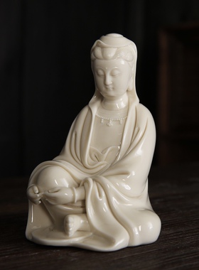 收藏仿古何朝宗款明清古典德化陶瓷摆件盘坐小佛像白瓷小自在观音