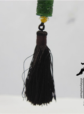 天然和田玉路路通手工镂空吊坠