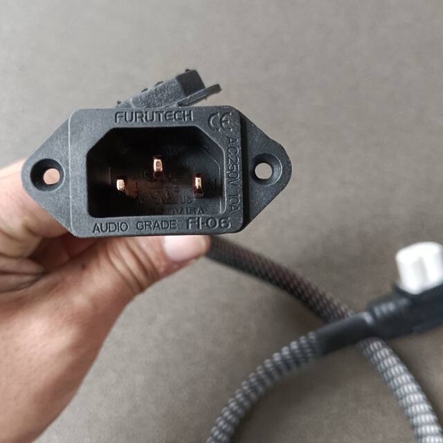 10 ຕາແມັດ ceramic electric two-wheeler charging interface ຜູ້ຖື plug ທີ່ມີພະລັງງານສູງ socket extension cord