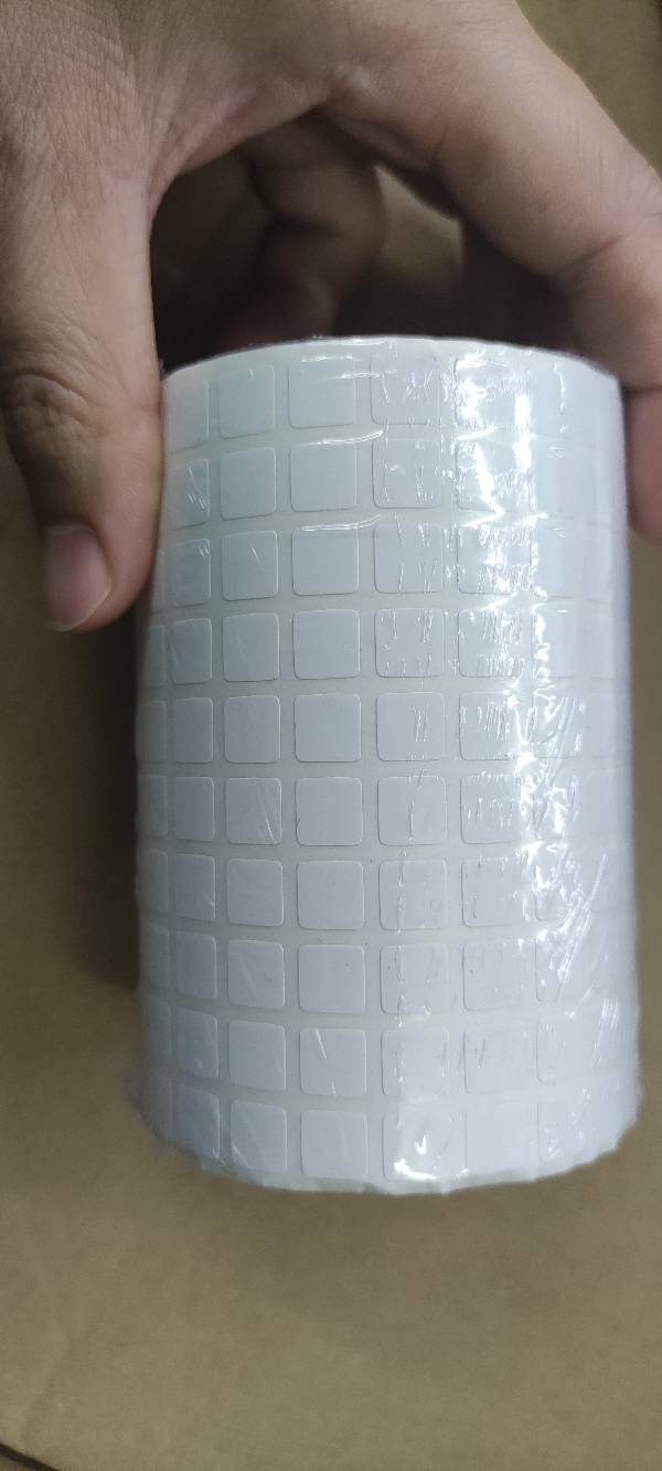 铜版不干胶纸15X15 18X12X12 10X10 8X8 30X6X8X5标签贴纸热卖 - 图3