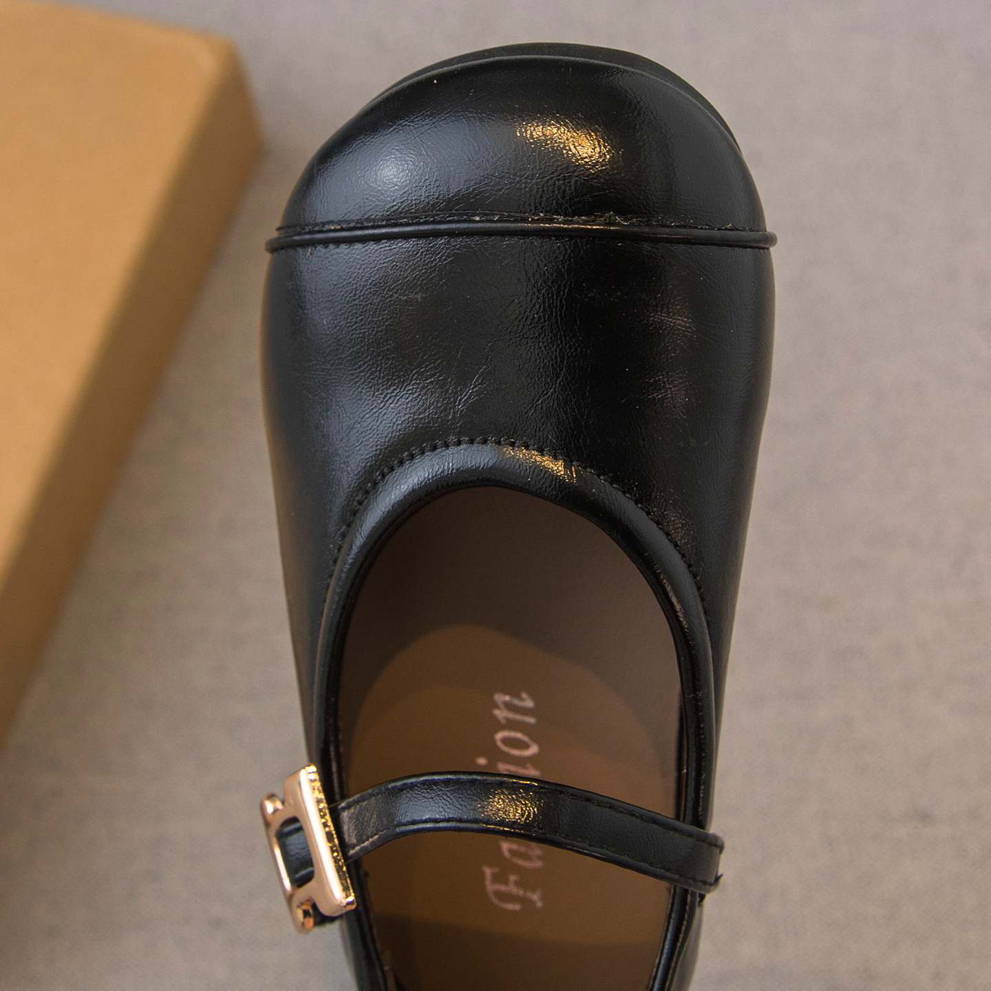 女童皮鞋2026春秋新款儿童鞋子小女孩公主鞋软底洋气豆豆鞋单鞋潮,淘宝优惠券,粉丝福利购,淘宝优惠卷