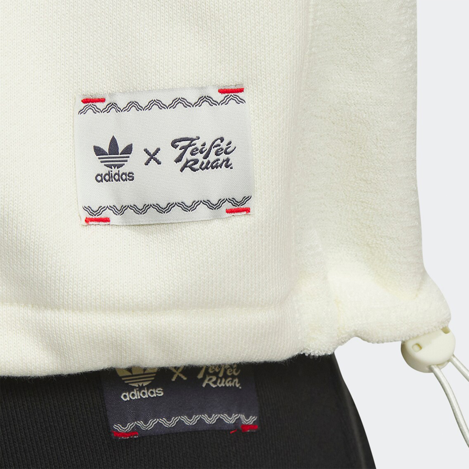 Adidas/阿迪达斯正品三叶草联名女士龙年宽松圆领卫衣IX4227 - 图2