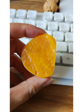 孤品 天然俄料 橘黄蜜蜡吊坠 毛衣吊坠 金沙蜜蜡吊坠 半圆吊坠