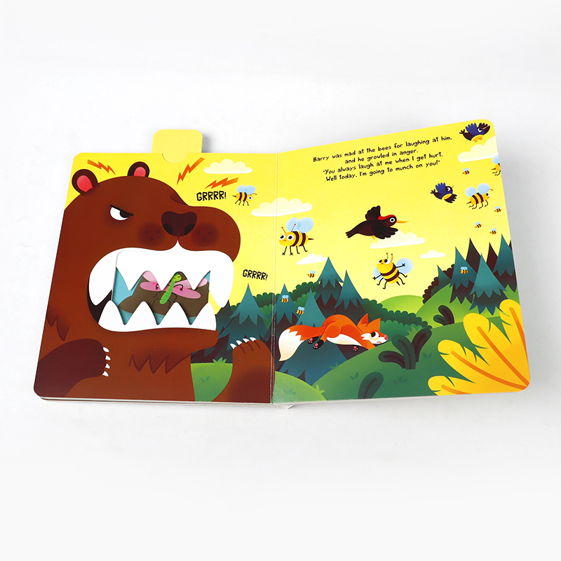 英文原版 Grizzly Bear Munch! (Crunchy Board Books) 灰熊大嚼! 趣味好玩故事纸板拉拉书 4-8岁儿童宝宝低幼启蒙抽拉机关书 - 图2