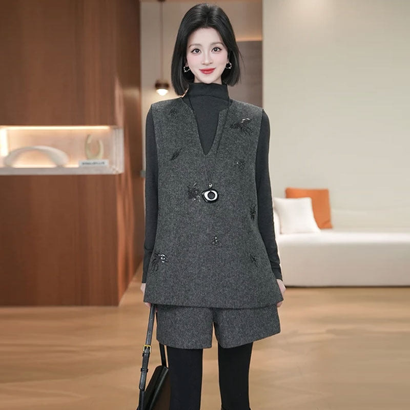 时尚套装女2025秋冬新款洋气半高领打底衫V领马甲短裤显瘦三件套,淘宝优惠券,粉丝福利购,淘宝优惠卷