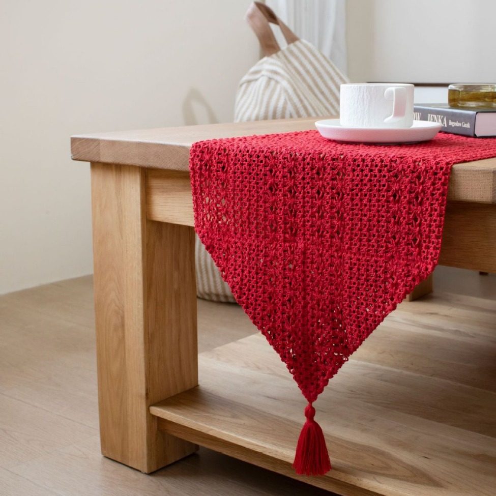 圣诞节新年喜庆氛围感桌旗餐桌装饰布置茶几电视柜长条红色桌台布,淘宝优惠券,粉丝福利购,淘宝优惠卷