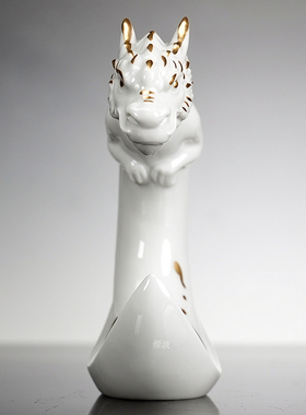 十二生肖龙纯白描金动物瓷塑