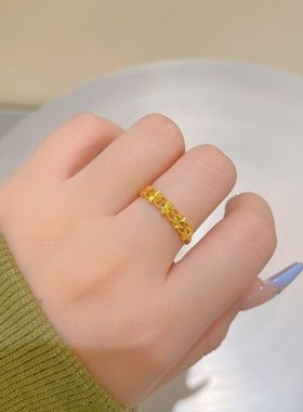 新款沙金四叶草戒指男女可调节食指ins情侣对戒轻奢小众设计