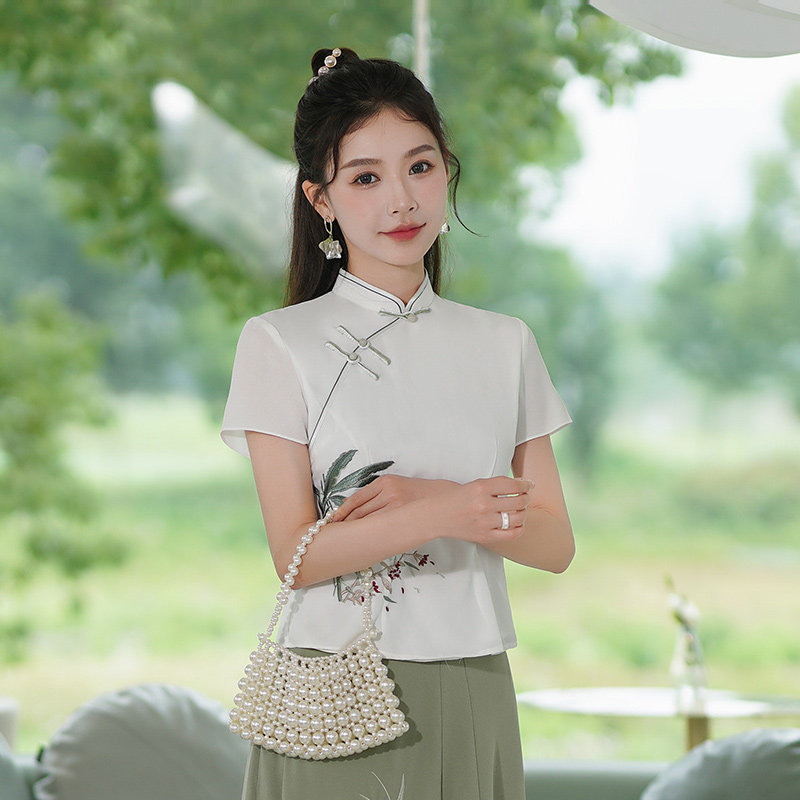  秀观唐服饰上衣