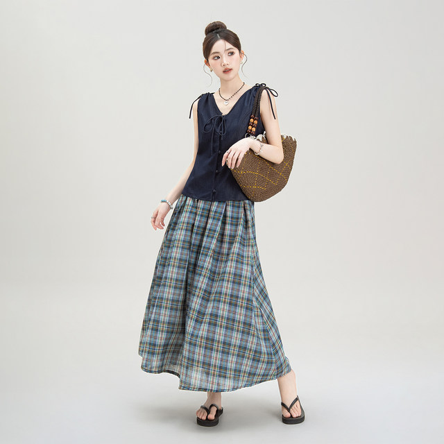 ສິ້ນກະໂປງແຂນຂາ V-neck tie ສີຟ້າຝຣັ່ງ