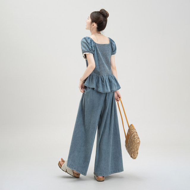 ຊຸດໂສ້ງຂາກວ້າງ denim ແຂນເສື້ອສີຟ້າ
