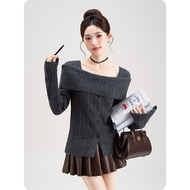 法式纯欲风一字肩针织衫毛衣女2026春秋新款单排扣修身打底衫上衣,淘宝优惠券,粉丝福利购,淘宝优惠卷
