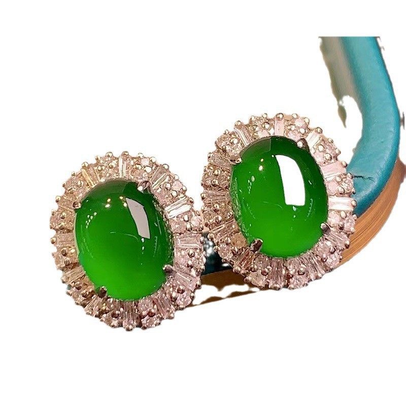 本命年天然缅甸老坑翡翠高冰种满绿蛋面18k金镶嵌翡翠耳针女士款,淘宝优惠券,粉丝福利购,淘宝优惠卷