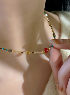 极简彩色民族风串珠项链女复古高级感小众锁骨链配饰轻奢百搭颈链