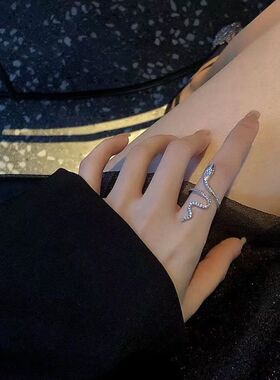 可调节开口灵蛇戒指女小众设计个性时尚食指戒轻奢高级感网红指环