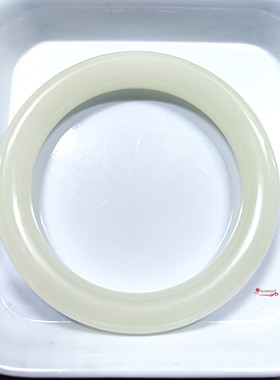 买1送1新疆冰晴水青白玉圆条手镯