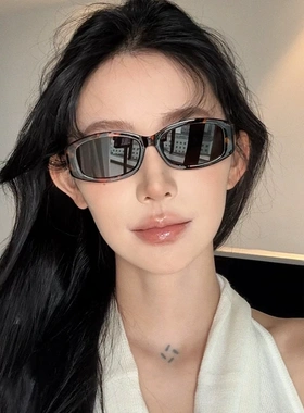 复古小香太阳镜时尚欧美潮牌防紫外线复古显瘦防晒韩版窄框墨镜女
