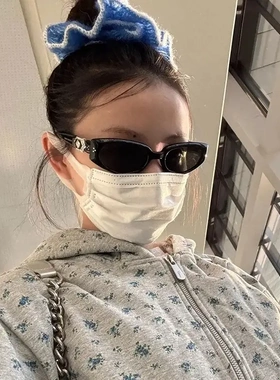 2025新款黑框猫眼墨镜女带钻gm高级感ins圆脸时尚太阳镜防紫外线