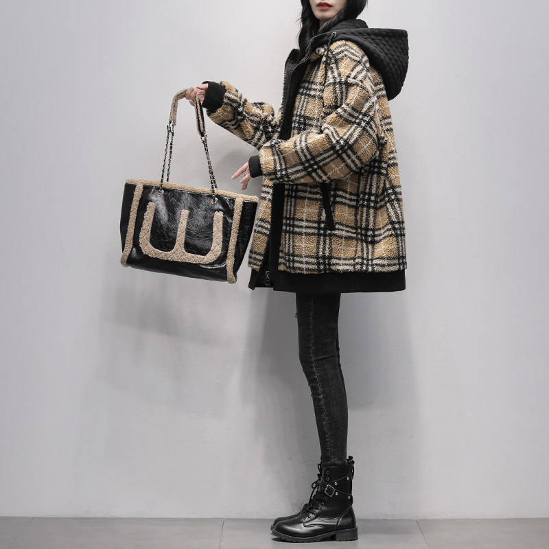 格子颗粒绒短外套2022春装羊剪绒 久拉拉短外套