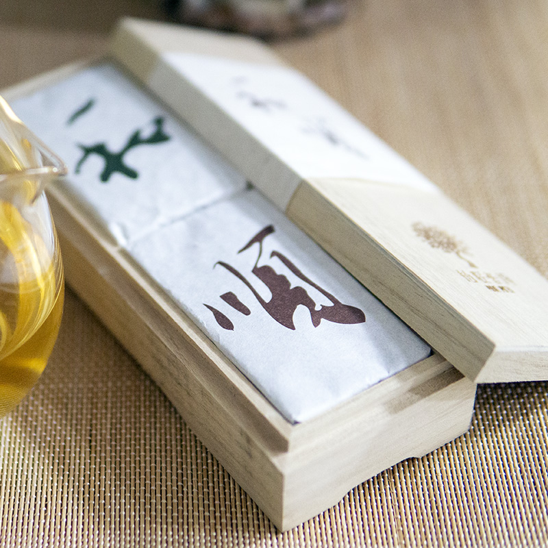 柏联普洱 和顺2016年茶砖 普洱茶生熟茶组合 100gx2砖木盒装200g - 图1