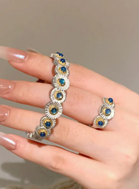 布契风宫廷蓝玉髓小雏菊手镯