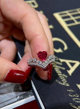 复古宫廷风爱心皇冠戒指女