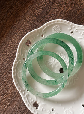 草莓晶手镯 天然绿草莓手镯 绿草莓晶