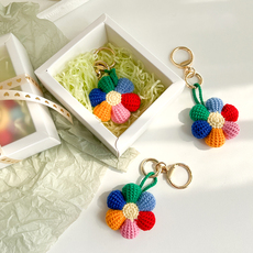 Брелок 新品 七彩花diy手工编织成品钥匙扣女毛线针织挂件花朵笑脸太阳花