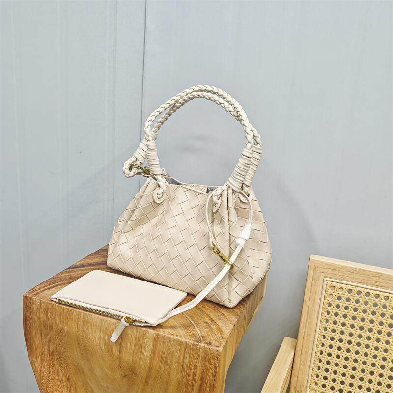 2025新款真皮女包牛皮水桶包单肩斜挎包女包时尚百搭水桶手提包女,淘宝优惠券,粉丝福利购,淘宝优惠卷