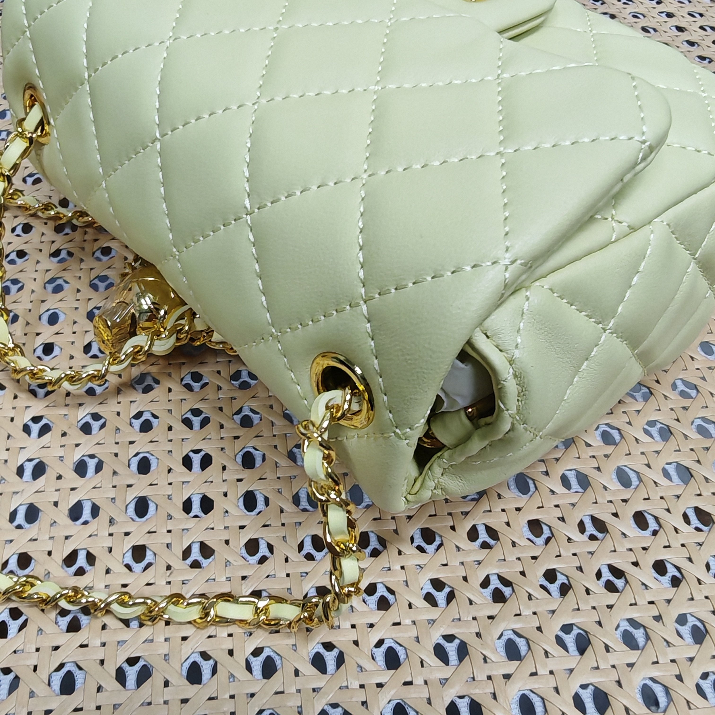 头层绵羊皮菱格金球链条斜挎女小包包2025新款真皮个性百搭单肩包,淘宝优惠券,粉丝福利购,淘宝优惠卷