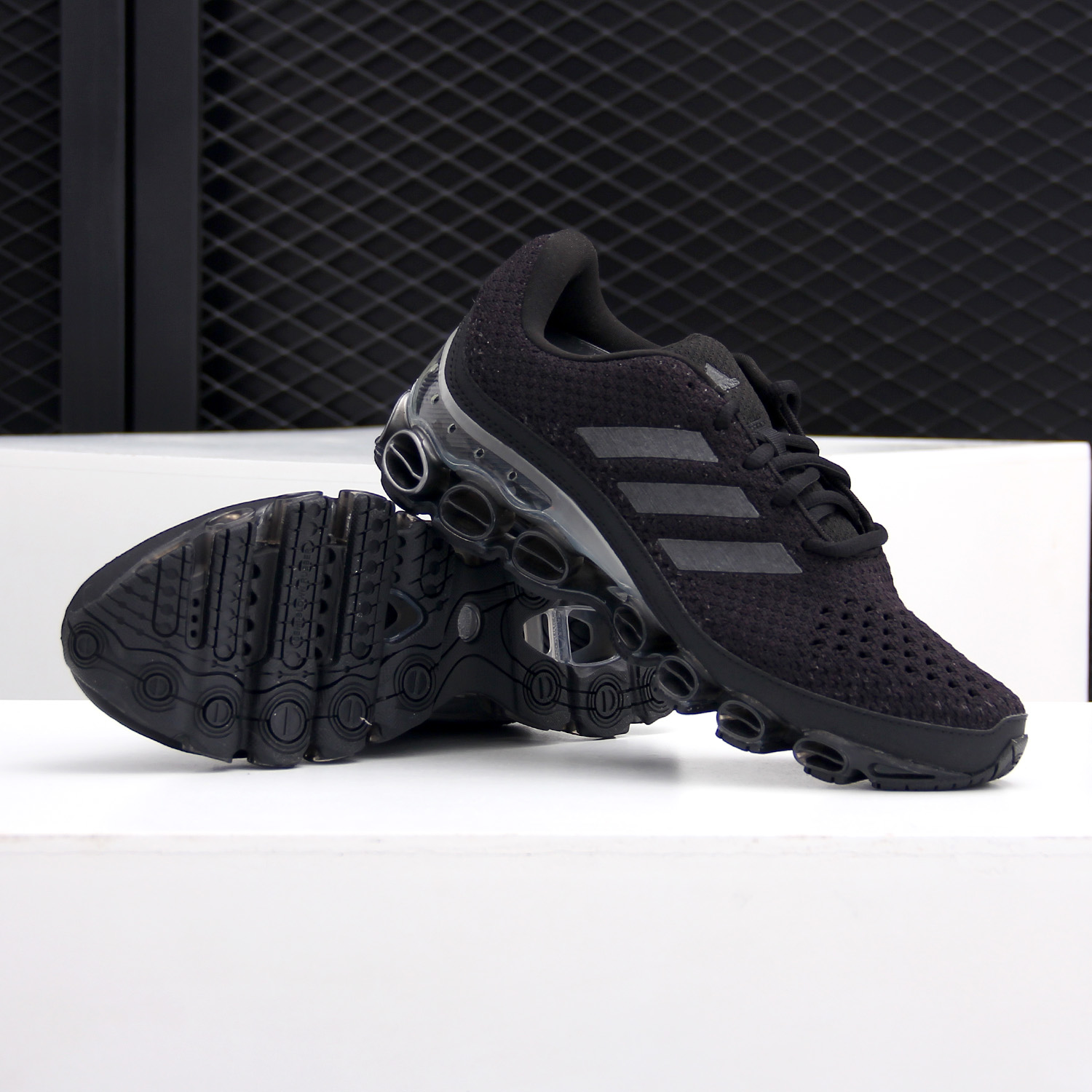 Adidas/阿迪达斯正品MICROBOUNCE 男女缓震透气跑步运动鞋FX7700 - 图0