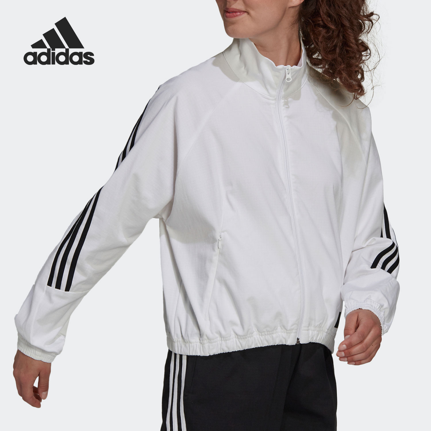 Adidas/阿迪达斯官方正品2021年夏季新款女子休闲运动外套 H21577 - 图2