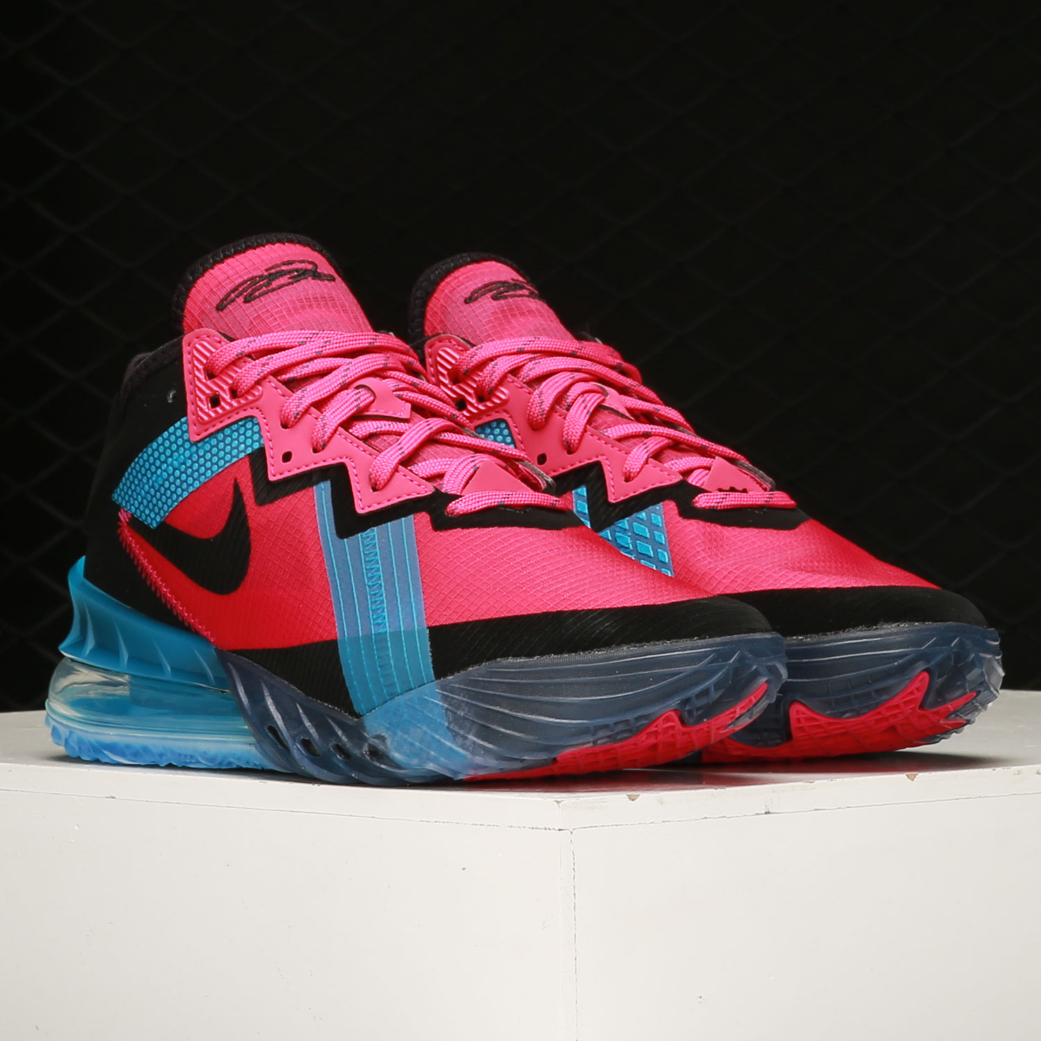 Nike/耐克正品 LEBRON XVIII LOW EP 男子运动篮球鞋 CV7564-600 - 图1