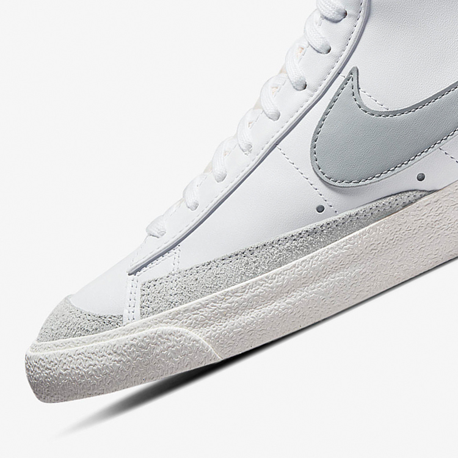 Nike/耐克官方正品Blazer Mid 77 Vintage男女同款板鞋BQ6806-114,淘宝优惠券,粉丝福利购,淘宝优惠卷