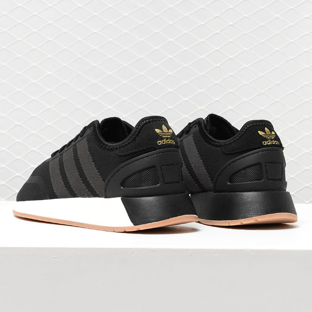 b37168 adidas